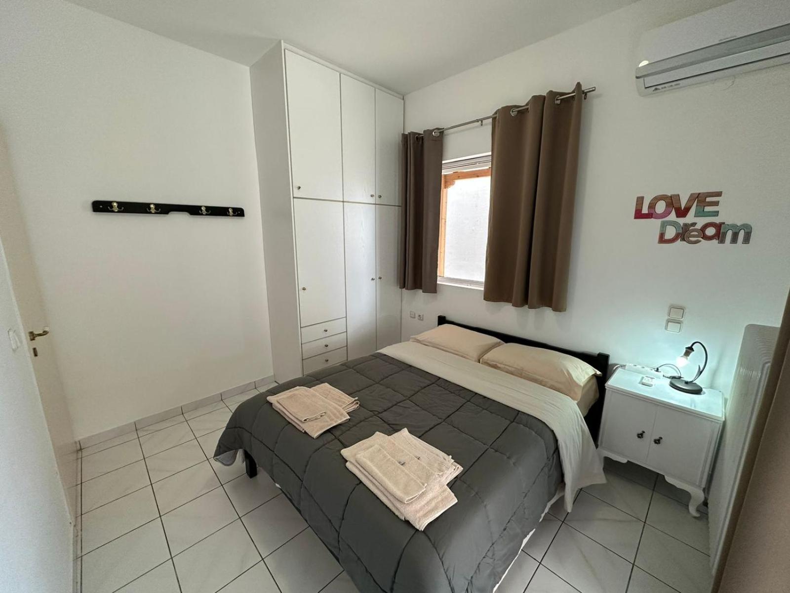 La Vita Apartments-Near Airport & Sea Artemida  Habitación foto